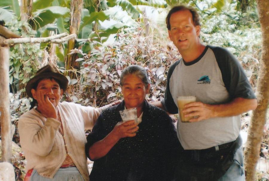 chicha_ladies_peru.jpg