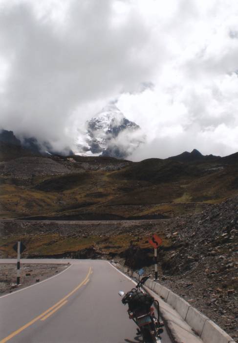 peruvian_alps_by_moto.jpg