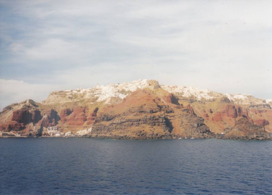santorini.jpg